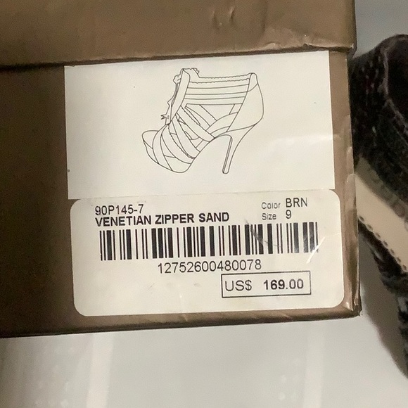 Bebe Brown Venetian Zipper Snakeskin Heel - Picture 12 of 16